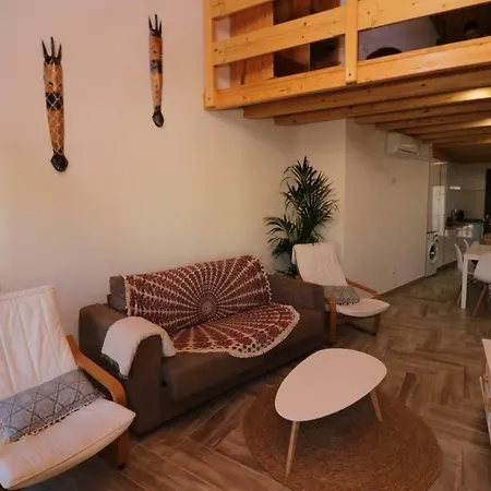 A Casa Burgas Кунтис